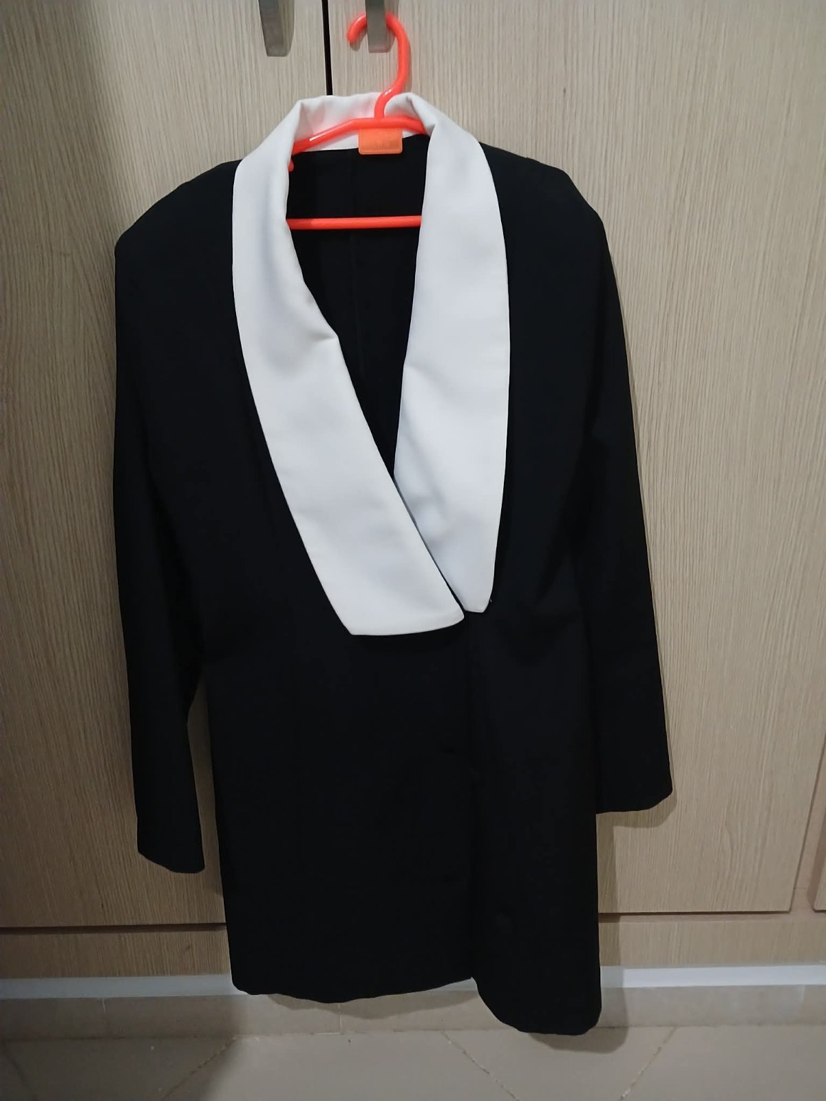 Robe blazer noir