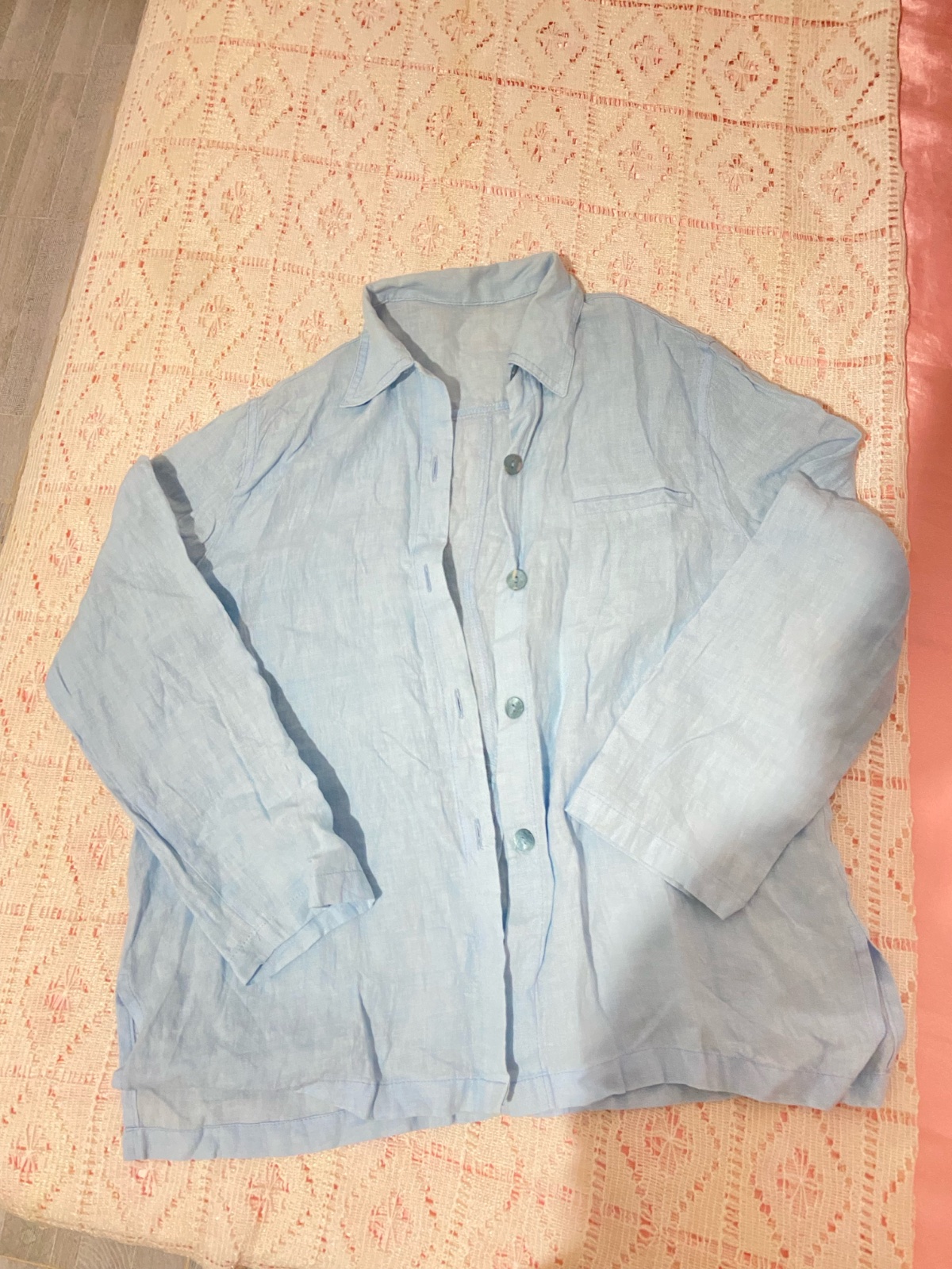 Chemise
