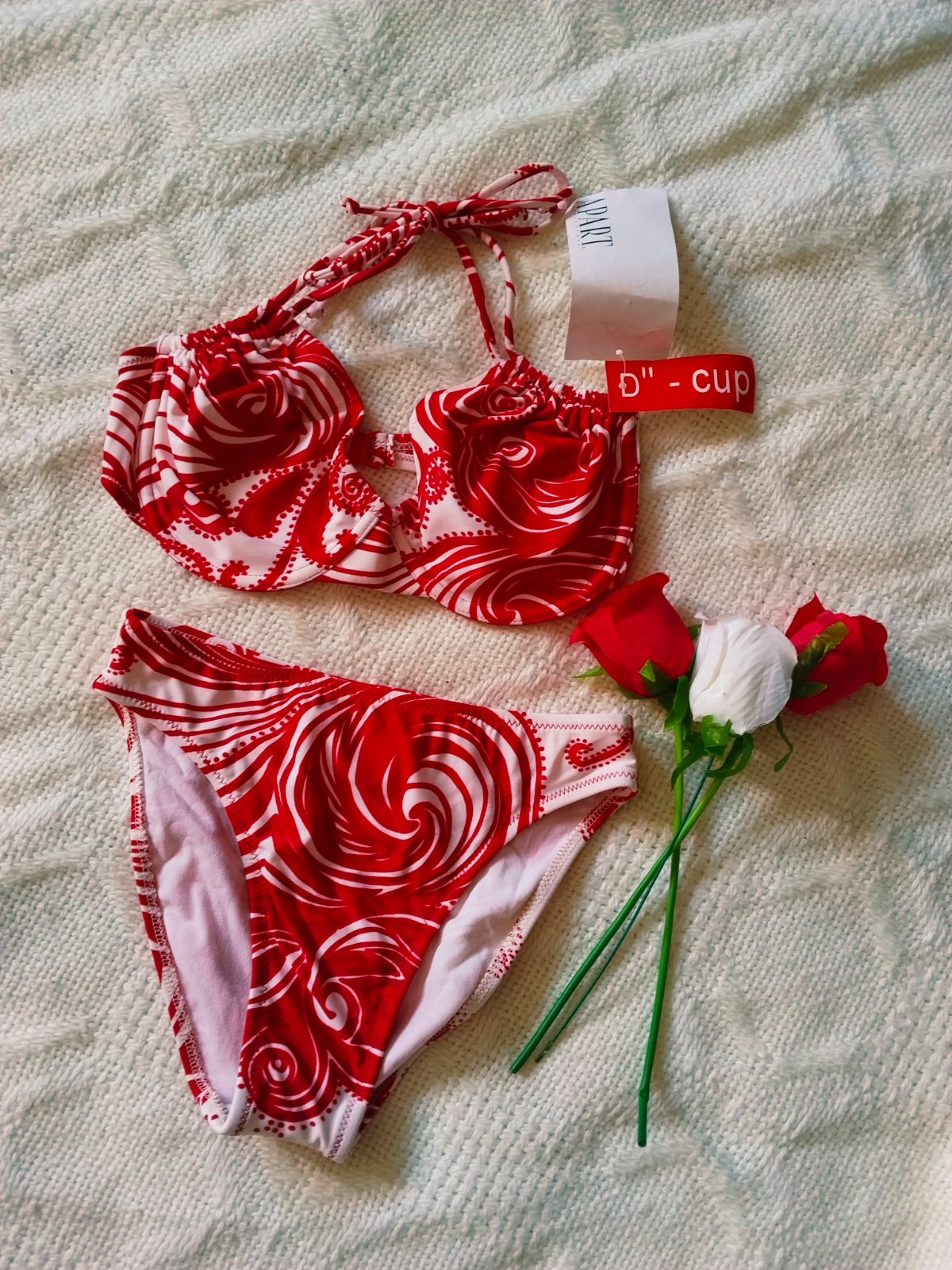 Maillot deux pièces avec ticket bricoleurs rouge et blanc 