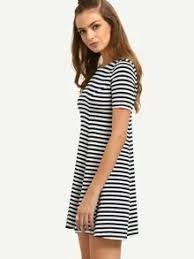 Robe bleu marine et blanc 