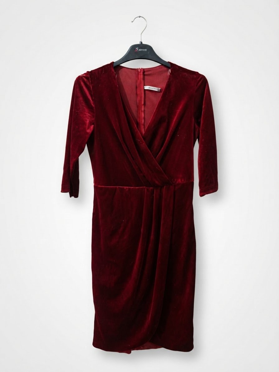 Robe velour tres jolie 