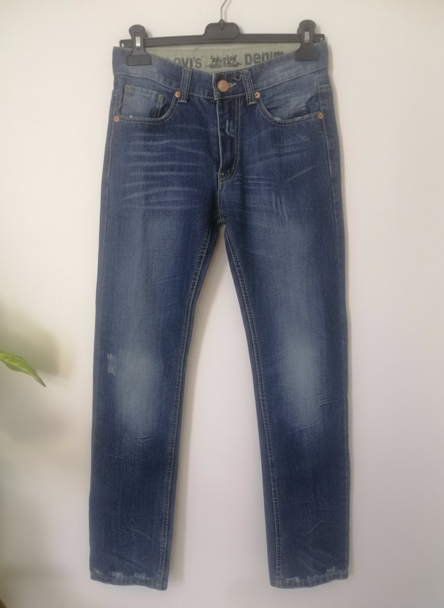 LEVI'S JEANS