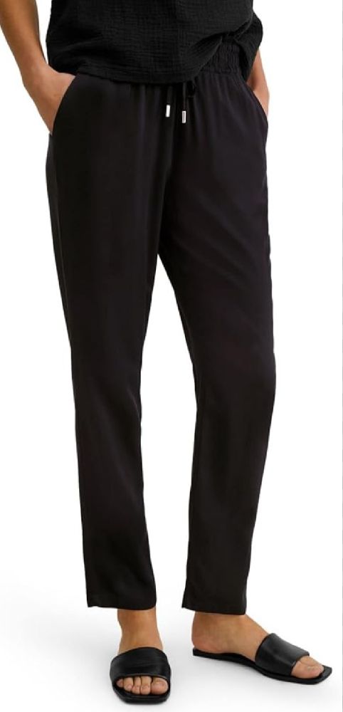 Pantalon posé trés klass et haute qualité 