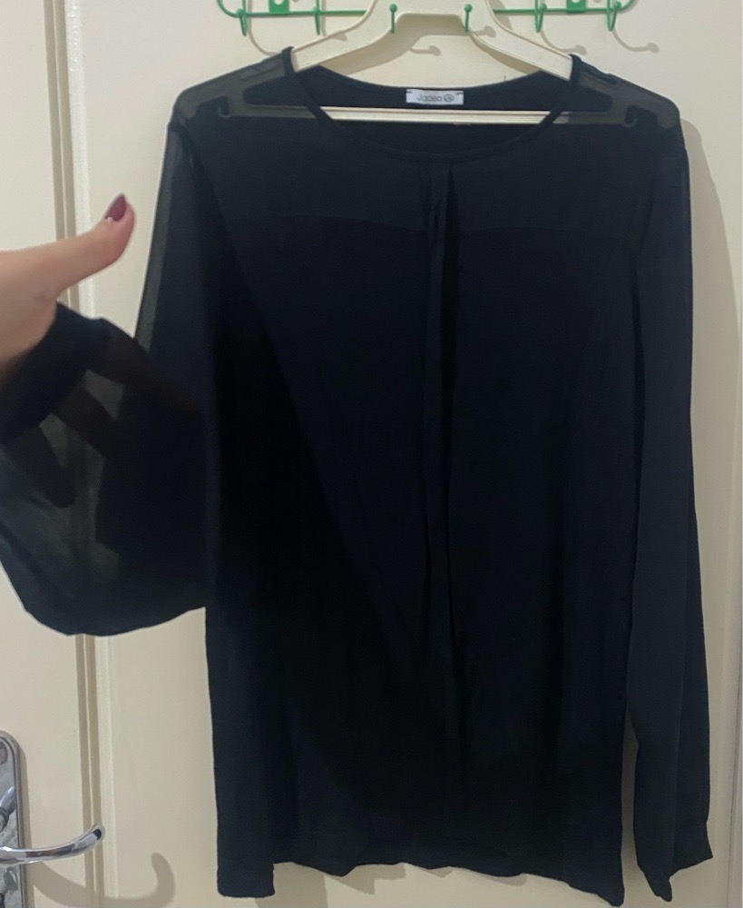 Pul manche tulle