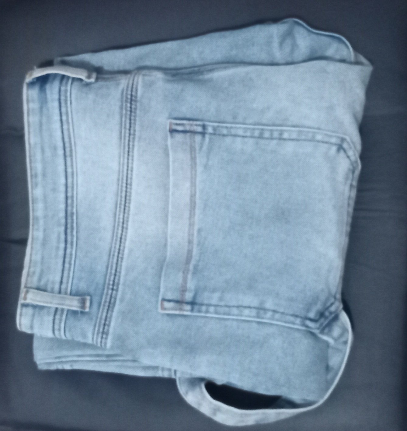 Baggy jeans