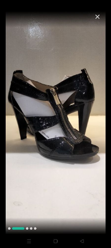 sandales Michael Kors cuir verni avec talon 