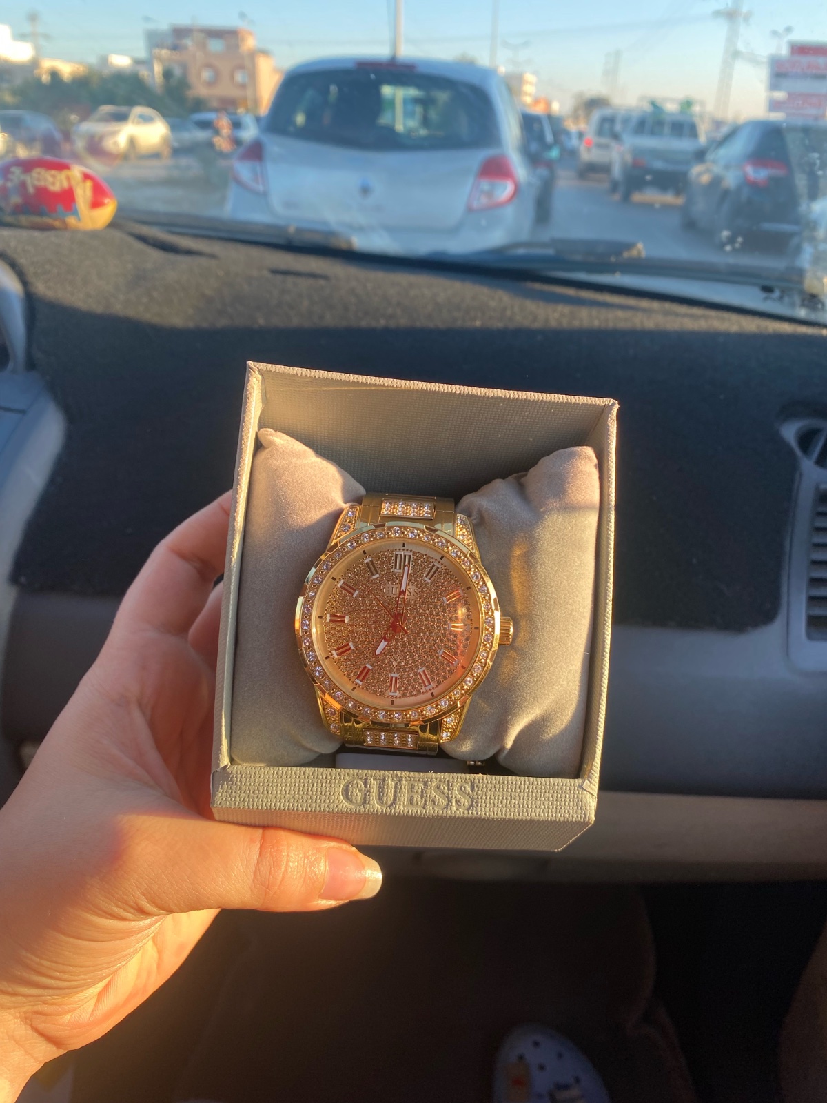 Montre GUESS pour femme 