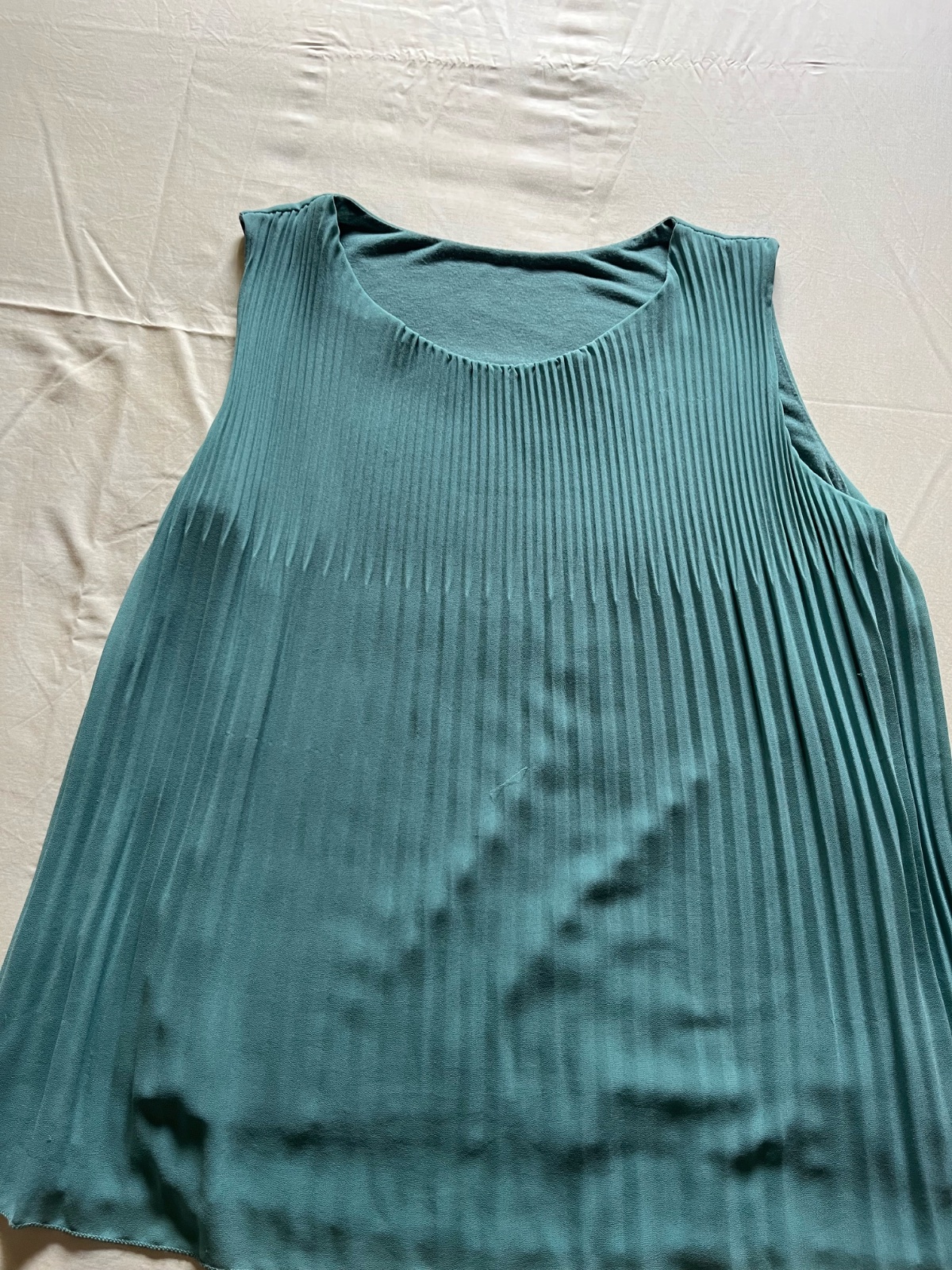 Je vends ce joli debardeur