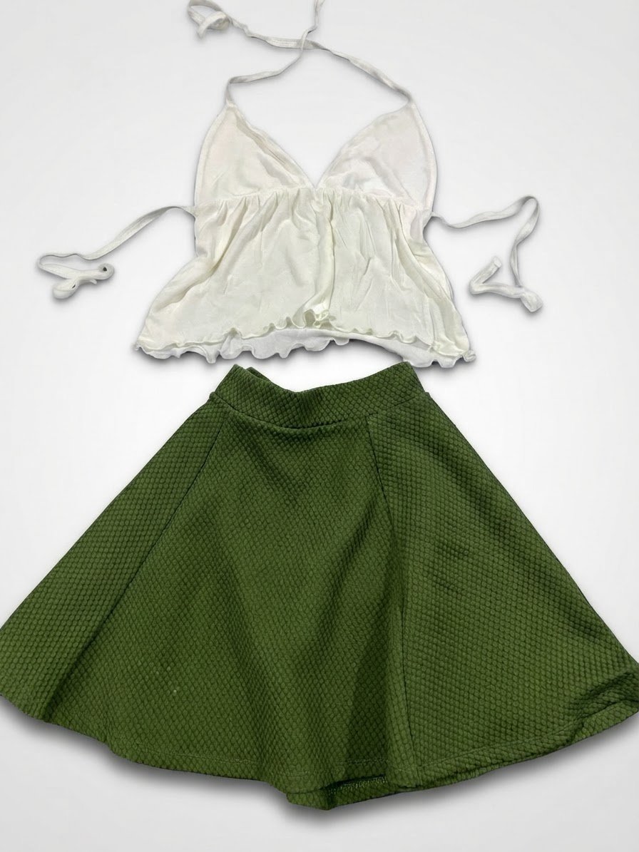 Lot 2 pièces – H&M  📏 Taille : XS /S💰 Prix : 35 DT 🏷️ État : Peu porté