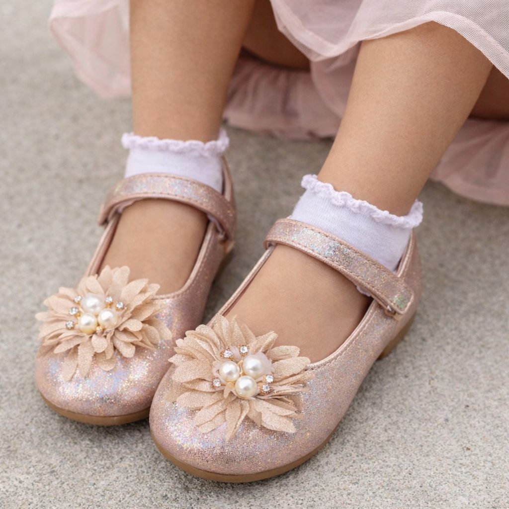 Chaussures fille presque neuf 26