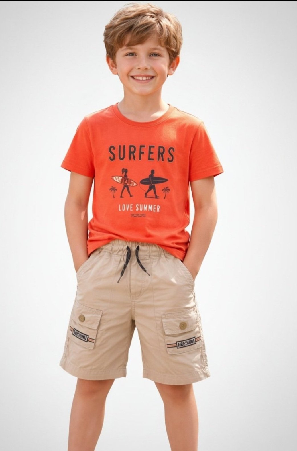 T shirt HA et shorts taille 10 ans 