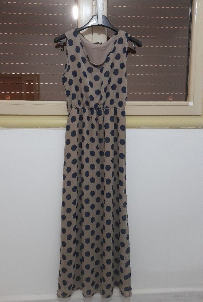 Robe sans manches beige marron 