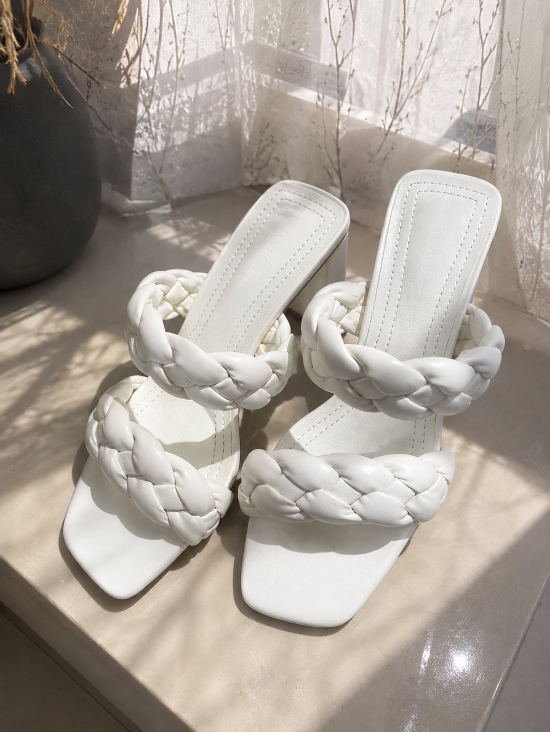 Mule bershka blanc 