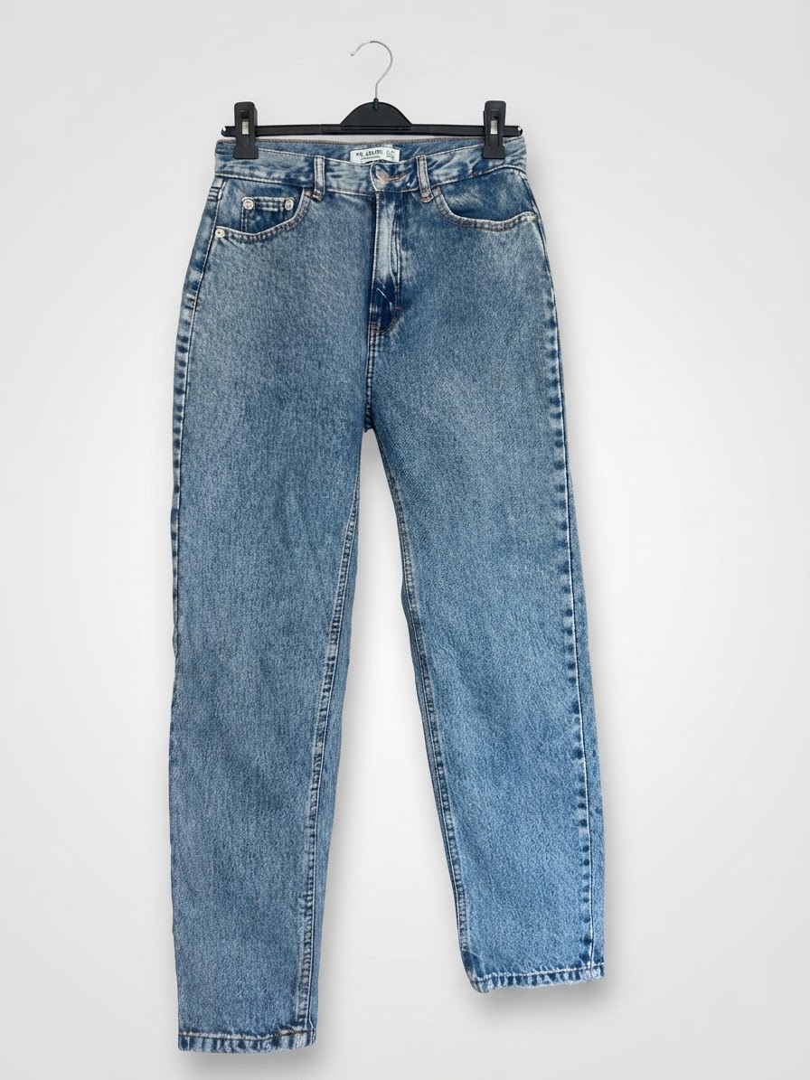 High wasted jeans