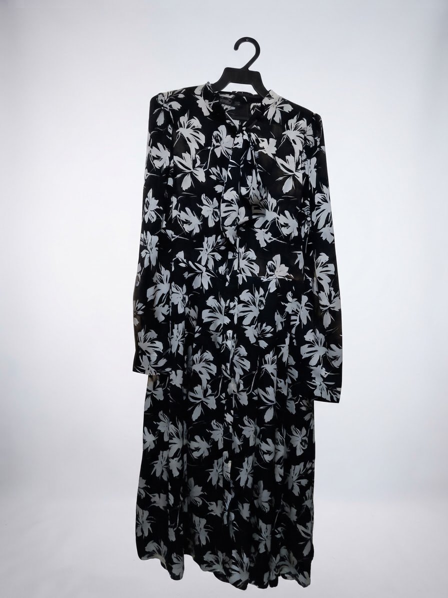 Robe classe jamais portée taille 38 