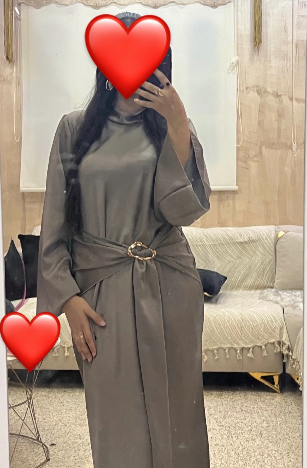 Robe soirée satinée grége sombre tendence 